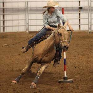 Meet your Posher, Brooke